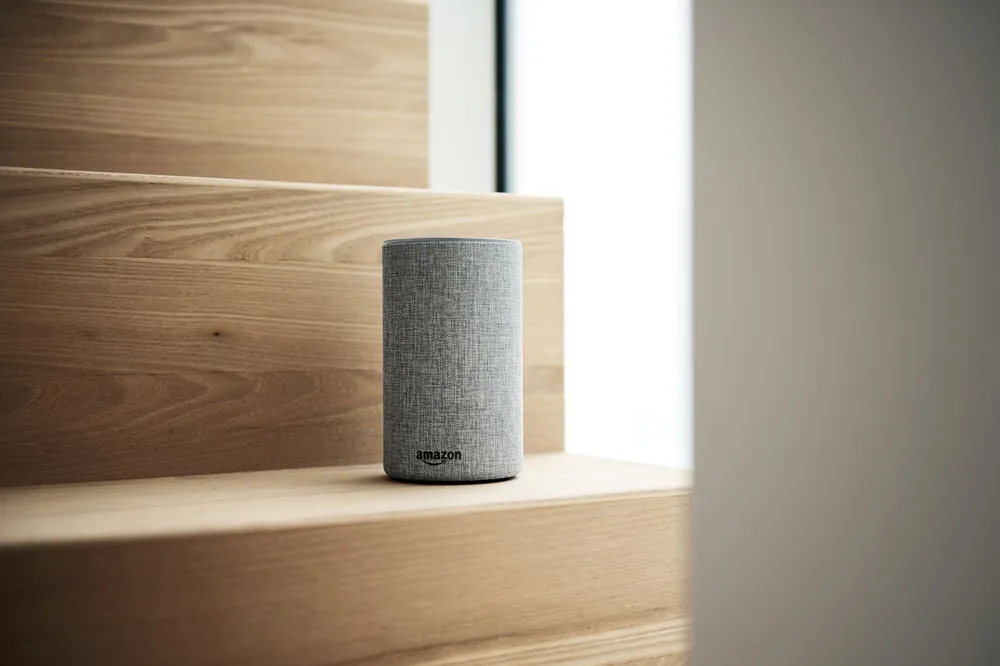 Głośnik Amazon Echo z Alexą do sterowania roletami